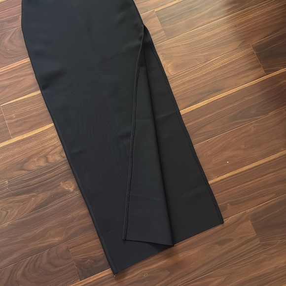 Black Bandage Cut Out Low Neckline Maxi Dress size M - Picture 5 of 8